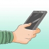 Ringa ett telefonsamtal med en pojke