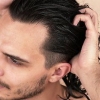 Skapa en wet look hos män