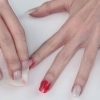 Göra nagelkonst
