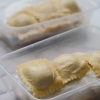 Förbereder ravioli