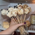 Att göra cake pops