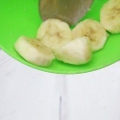 Göra en banan milkshake
