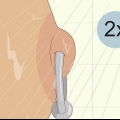 Att ta hand om en bröstvårtspiercing