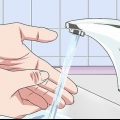 Utför en urinanalys med en teststicka