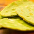 Äter en kaktus med prickly pear