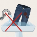 Hur man tar bort en fläck från jeans