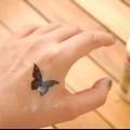 Ta bort tillfälliga tatueringar