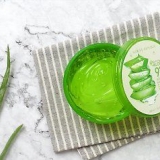 Hur man gör aloe vera schampo