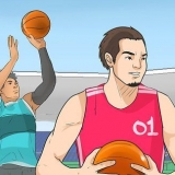 Att spela basket
