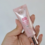 Applicera bb cream