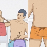Iklädd boxershorts