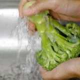 Ångande broccoli utan ångkorg