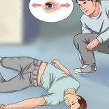 Applicera hjärt- och lungmassage