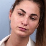 Att hitta den perfekta nyansen av concealer eller foundation