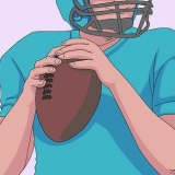 Att kasta en boll längre (amerikansk fotboll)