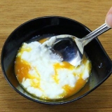Gör en naturlig proteinmask för ditt hår