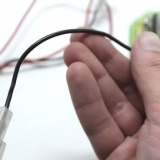 Använder en ohmmeter