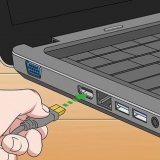 Ansluta en pc till en tv via hdmi
