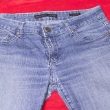Att göra en jeanskjol av gamla jeans