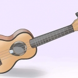Stämma en ukulele