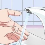 Utför en urinanalys med en teststicka