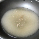 Förbereder gulab jamun