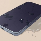 Torka en iphone med vattenskada