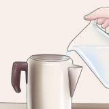 Bakar kaffe i en perkolator