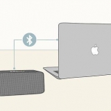 Anslut två bluetooth-högtalare till pc eller mac
