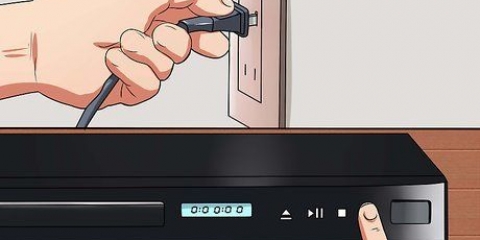 Anslut en dvd-spelare till din tv