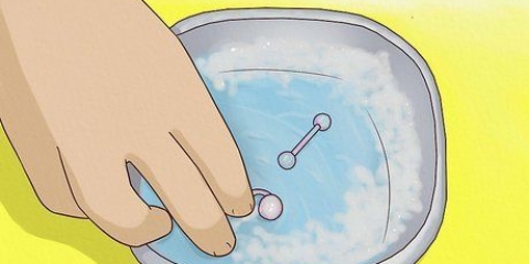 Ta hand om en navelpiercing under din graviditet