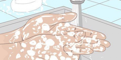 Behandla en inflammerad bröstvårtspiercing