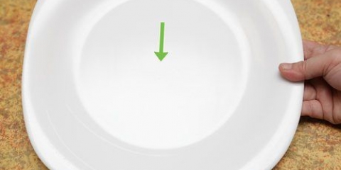 Gör en dagsgammal pizza färsk igen i mikron