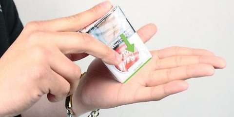 Röker en cigarett