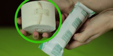 Applicera ett stödbandage på ditt knä