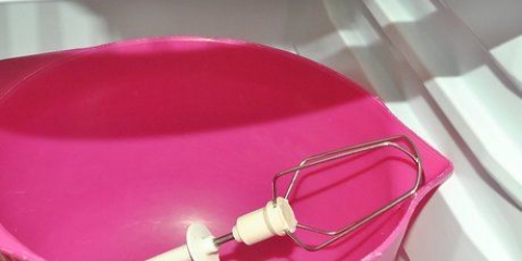 Dekorera en tårta med vispgrädde