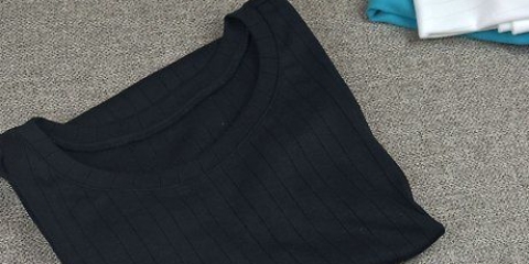 Klippning av en t-shirt
