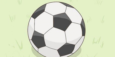 Att skjuta en fotboll