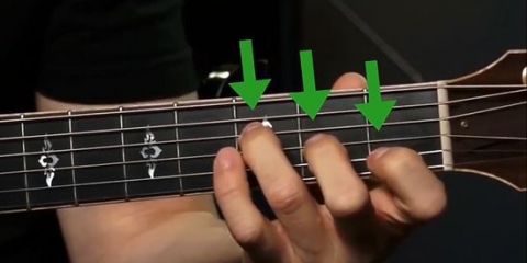 Lär dig spela f-ackordet på din gitarr