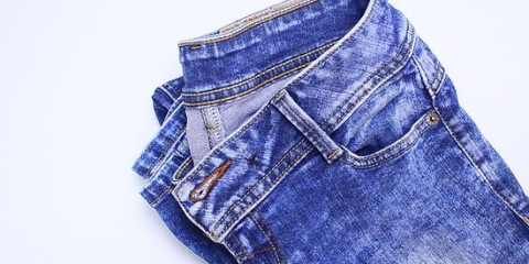Hur man tar bort bläckfläckar från jeans