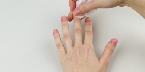 Tryck tillbaka dina nagelband