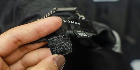 Ta bort veck från polyester