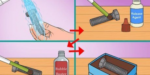 Tillverkar formar för att gjuta plast