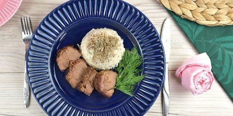 Med hjälp av kniv och gaffel