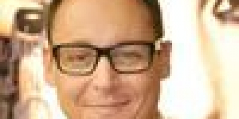 Applicera ögonskugga