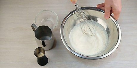 Göra vispad gräddglasyr