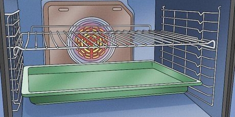 Baka spaghetti squash