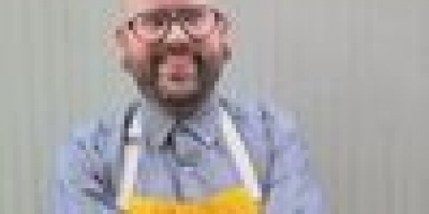 Smälter bitar av choklad
