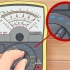 Läser en multimeter