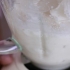 Göra glass med mjölk i en mixer
